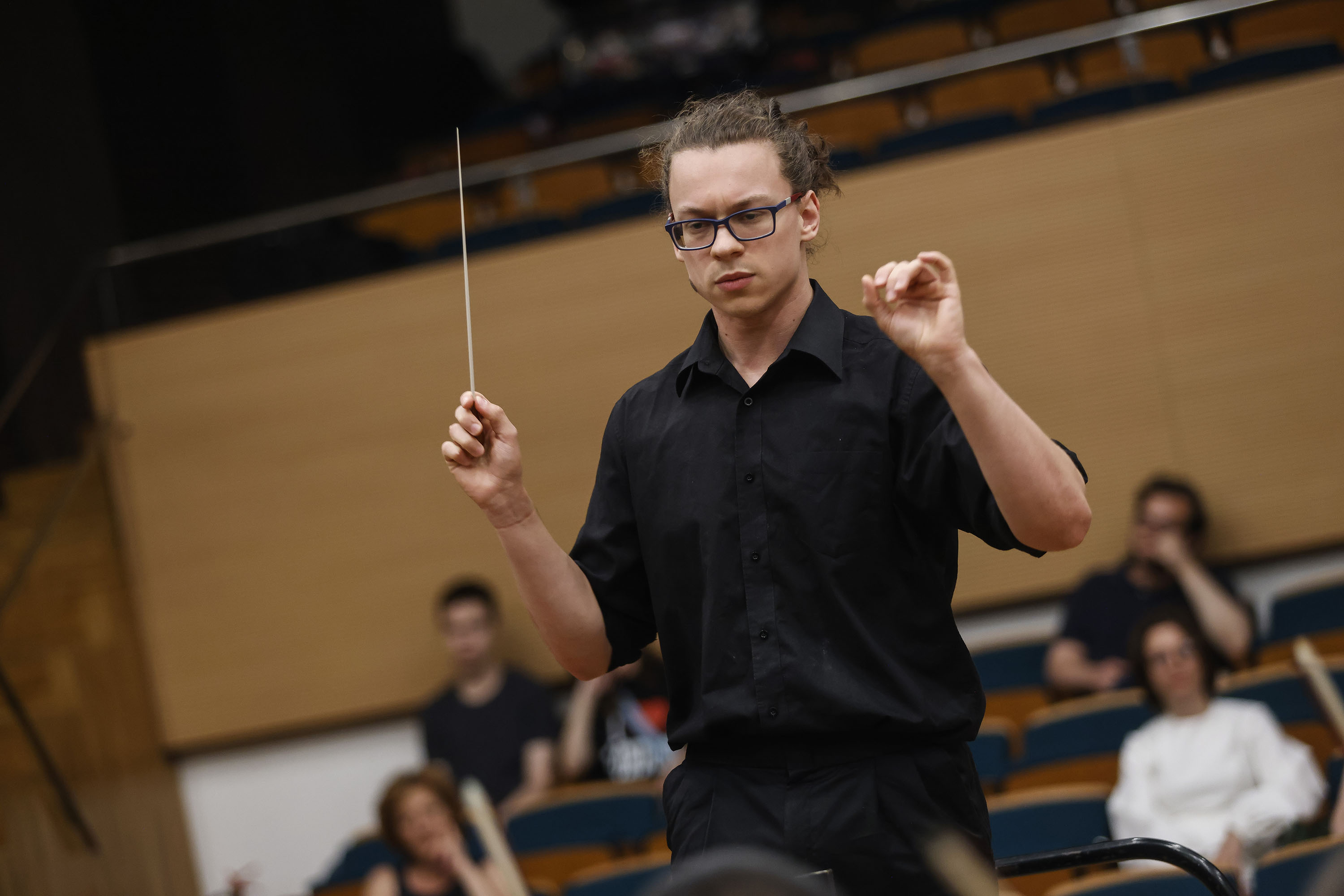Max Kaiser conducting — Belgrade